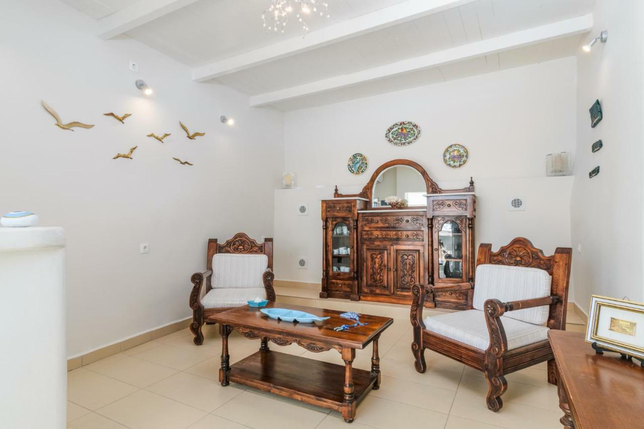 Georgia'S House & Apartment Adamantas  Ngoại thất bức ảnh